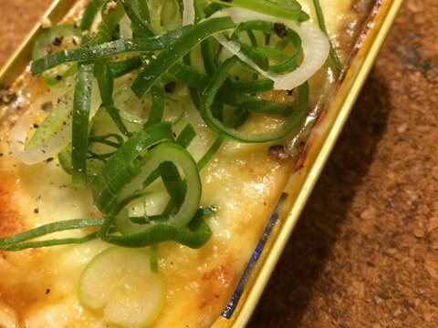 簡単 美味しい おつまみ さんまの蒲焼缶チーズのせ